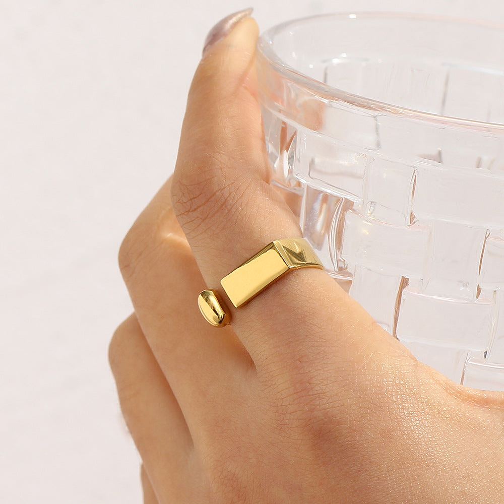 Brava Gold Ring | Kadonza